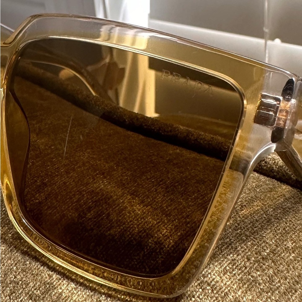 Prada sunglasses - Picture 10 of 10